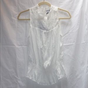 Stelen sleeveless top